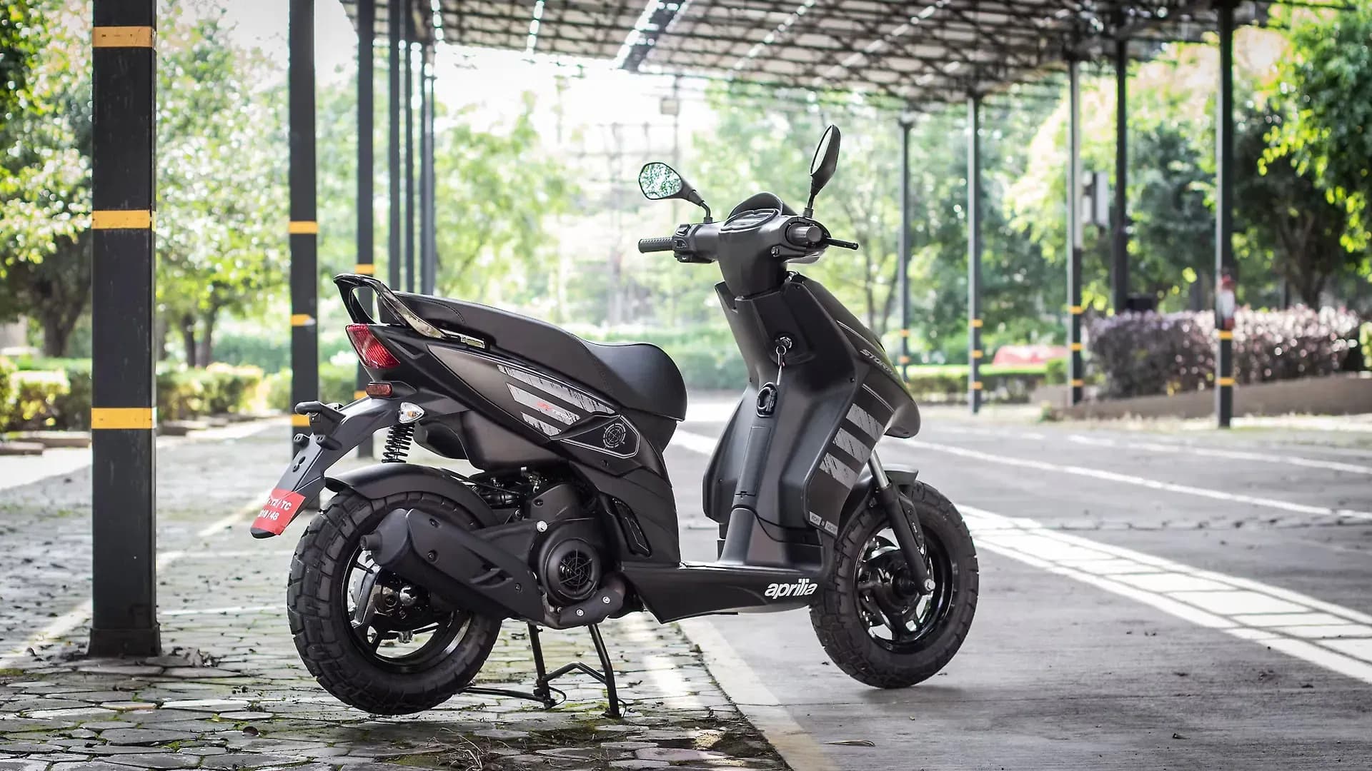 Aprilia Storm 125 Right Rear Three Quarter