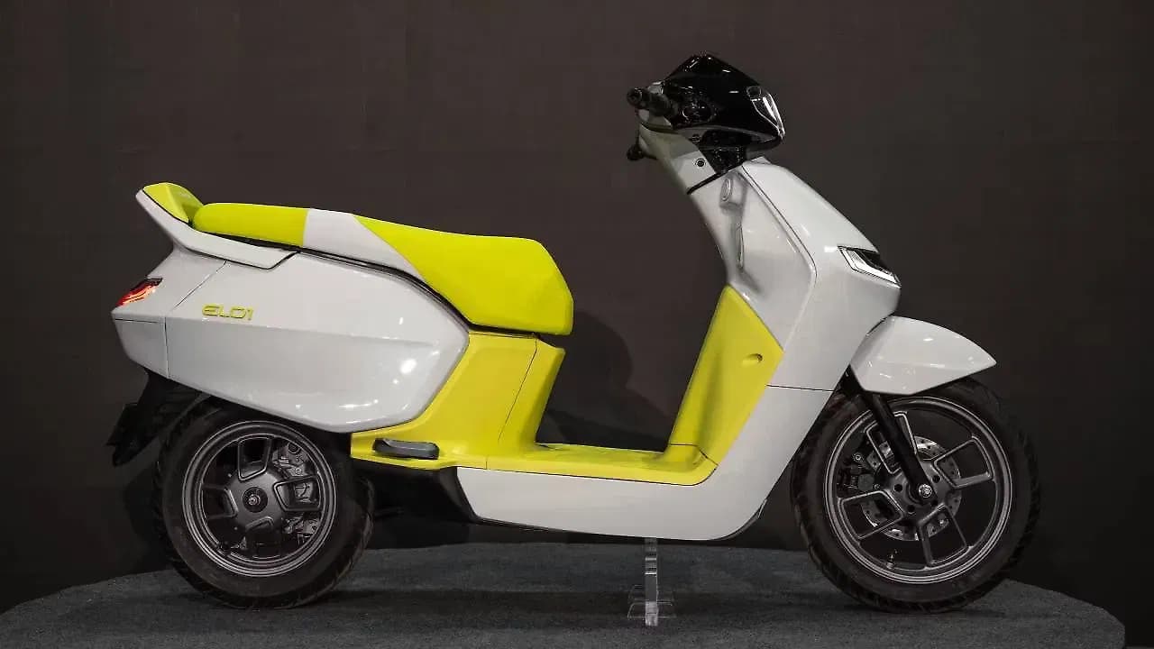 Ather EL Scooter Right Side View