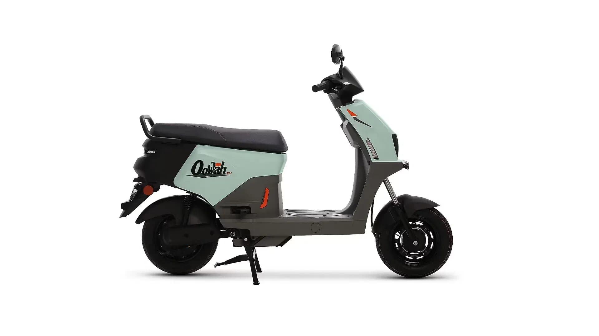 BGauss Oowah in Sage Green