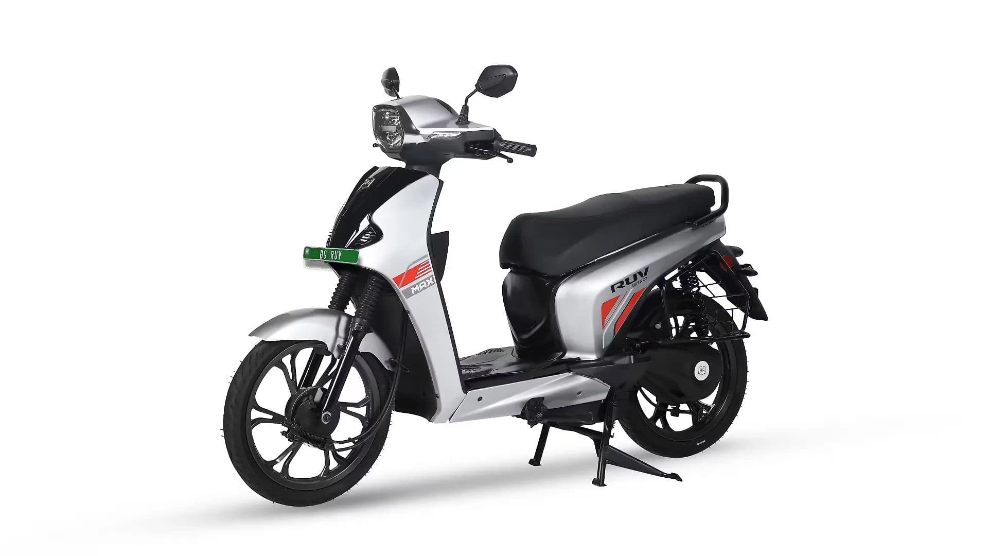 BGauss BG RUV 350 Left Front Three Quarter