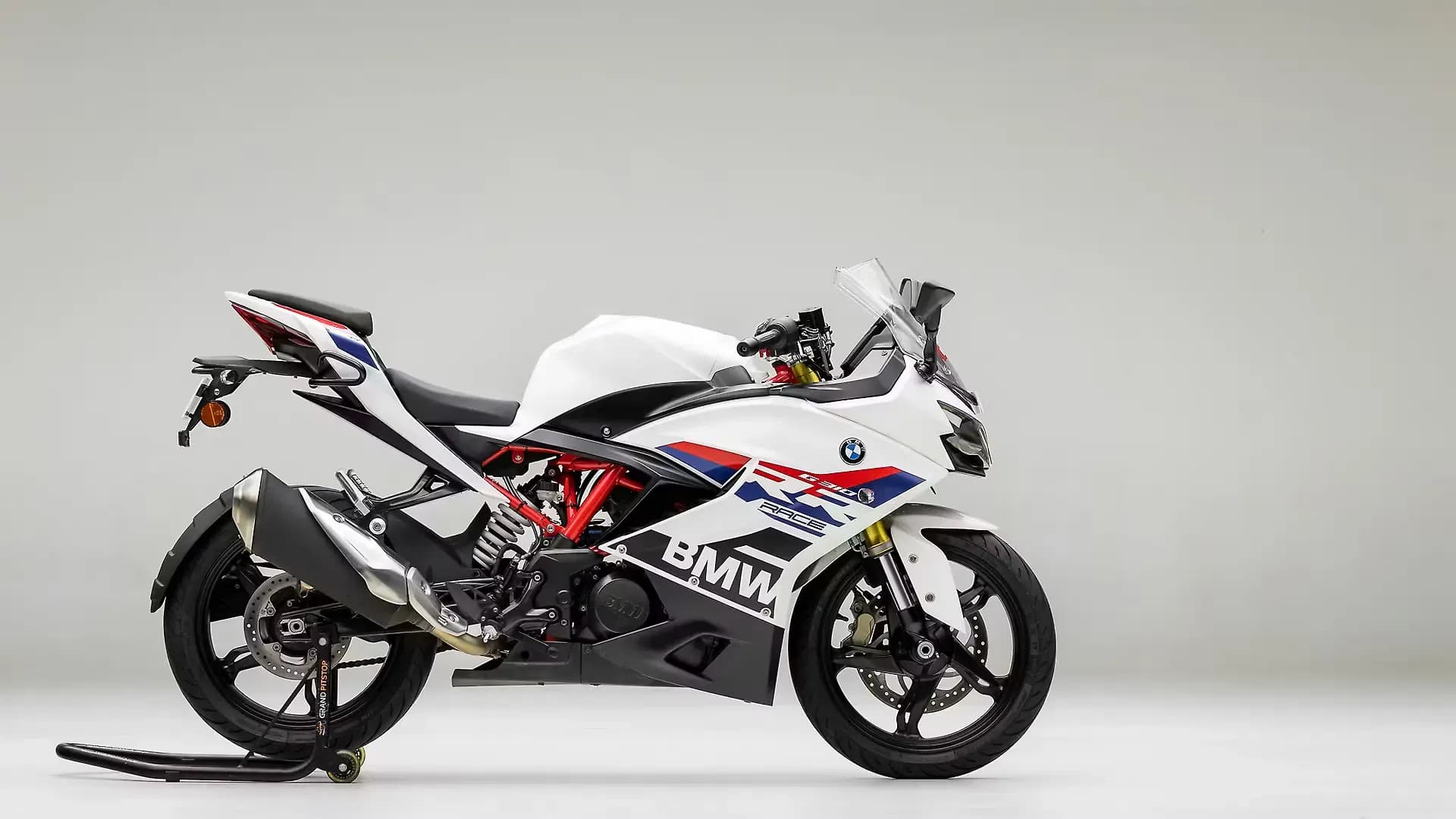 BMW G310 RR Right Side View