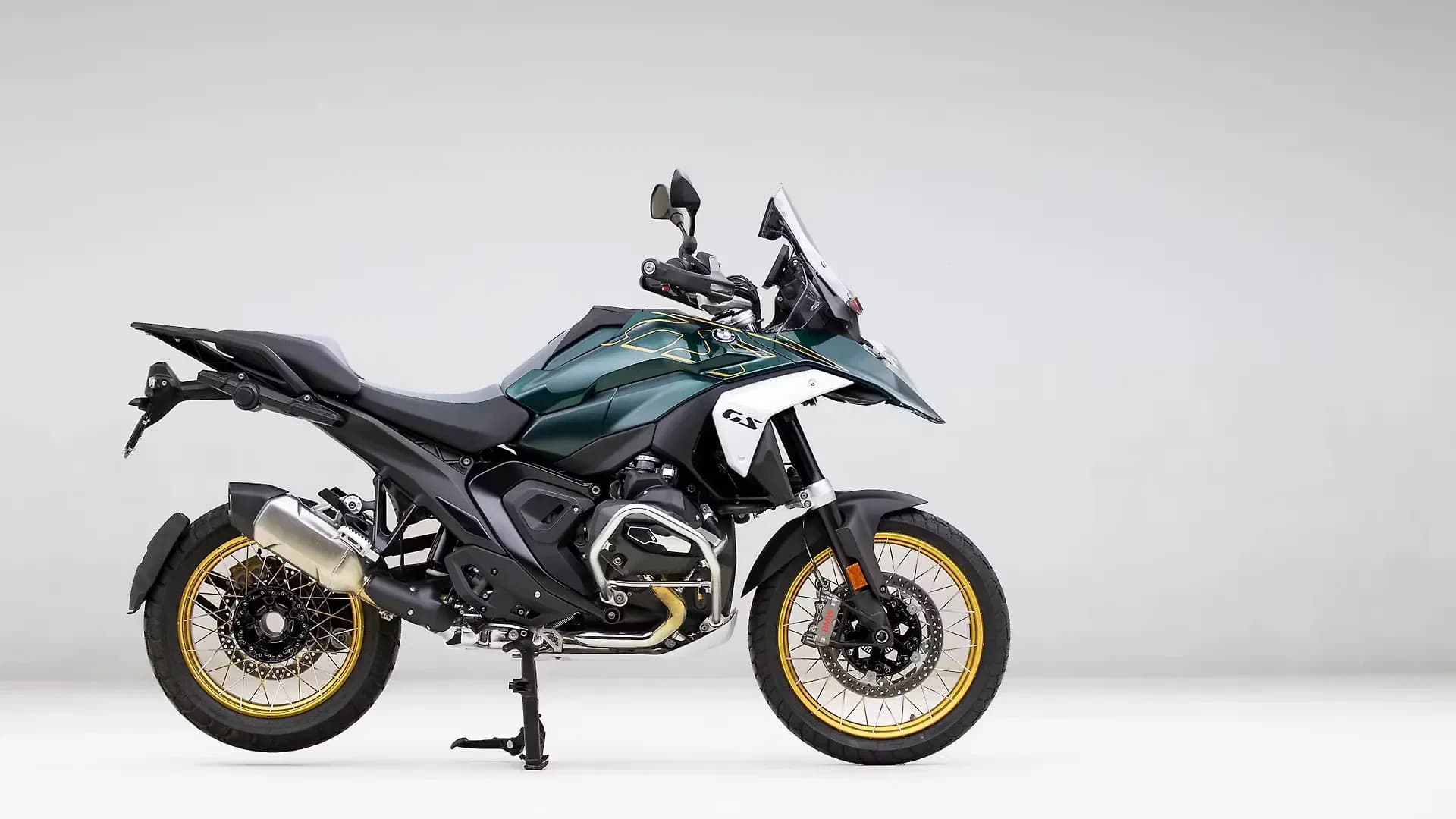 BMW R 1300 GS Right Side View