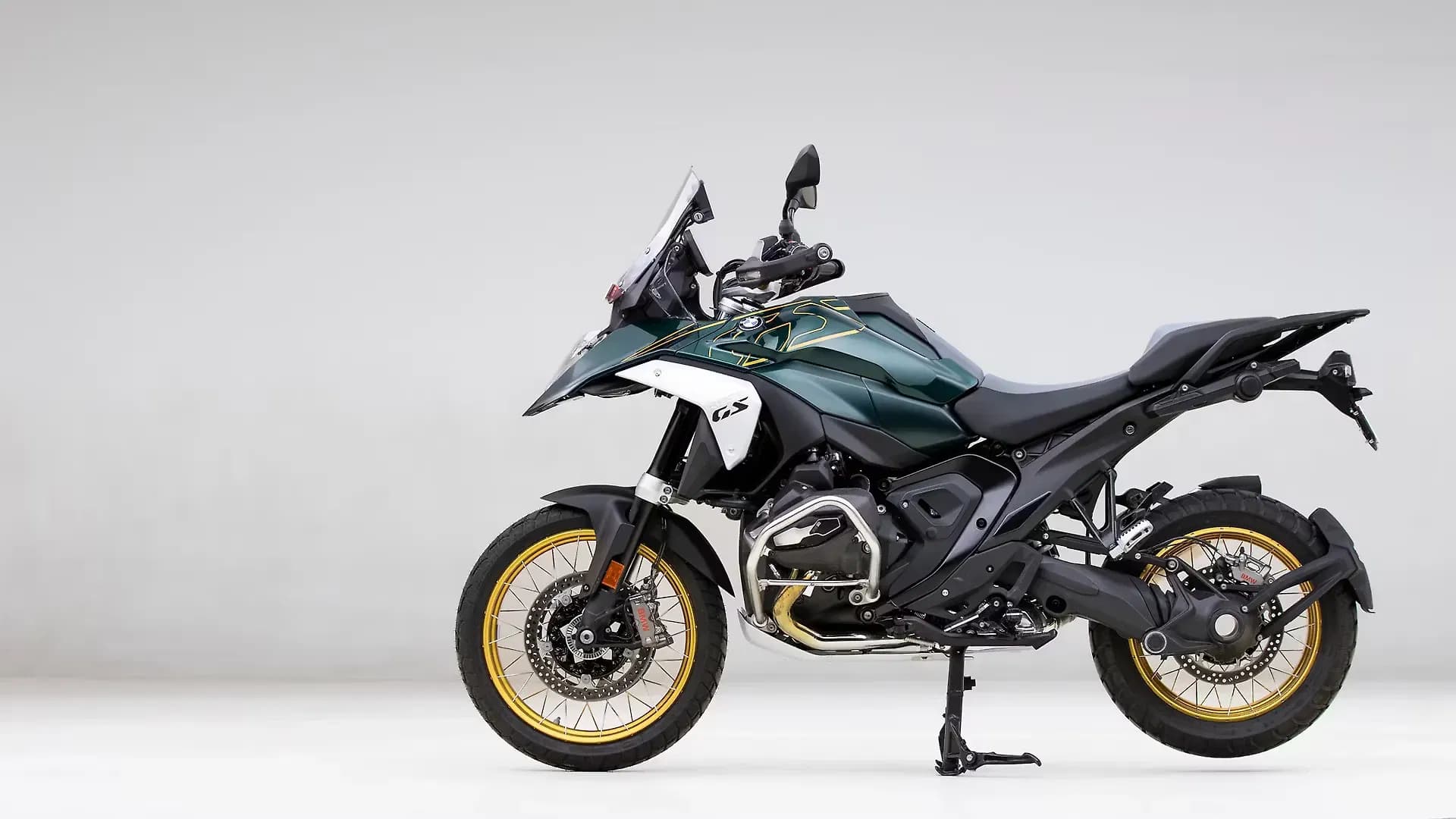 BMW R 1300 GS Left Side View