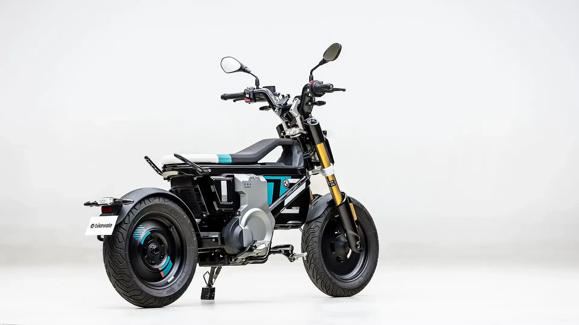 BMW CE 02 Right Rear Three Quarter