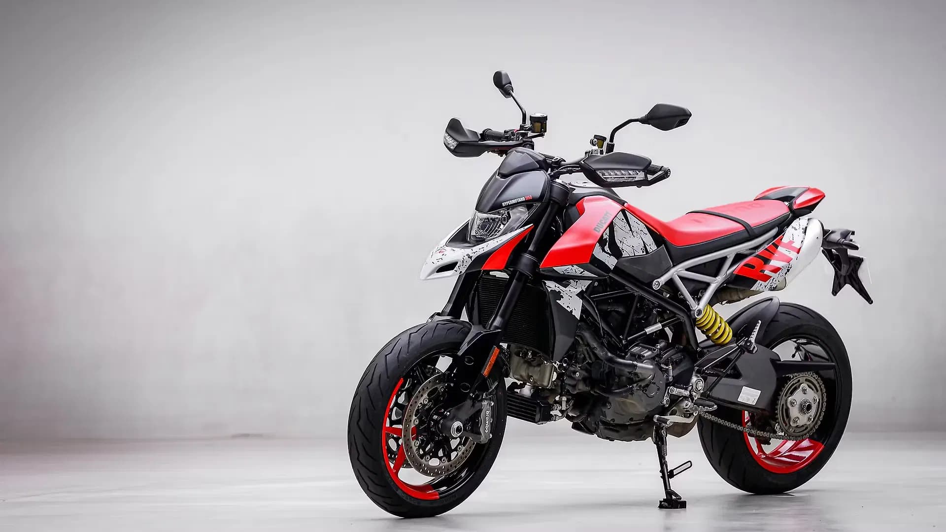 Ducati Hypermotard 950 Left Front Three Quarter
