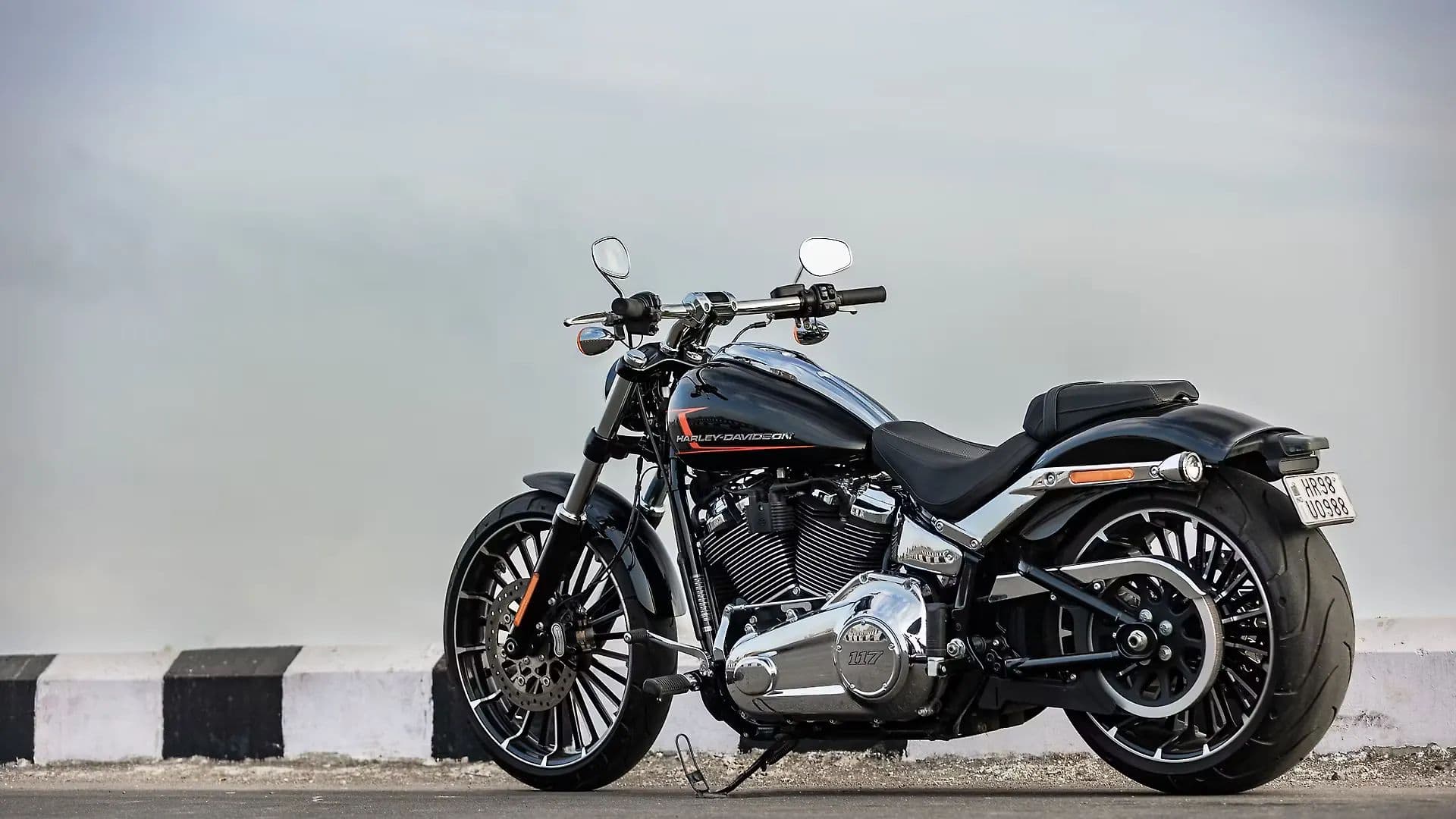 Harley-Davidson Breakout Left Rear Three Quarter