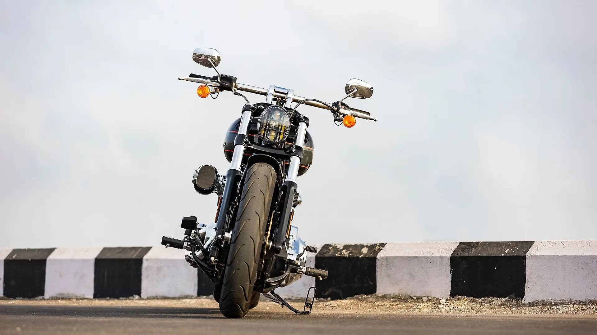 Harley-Davidson Breakout Front View