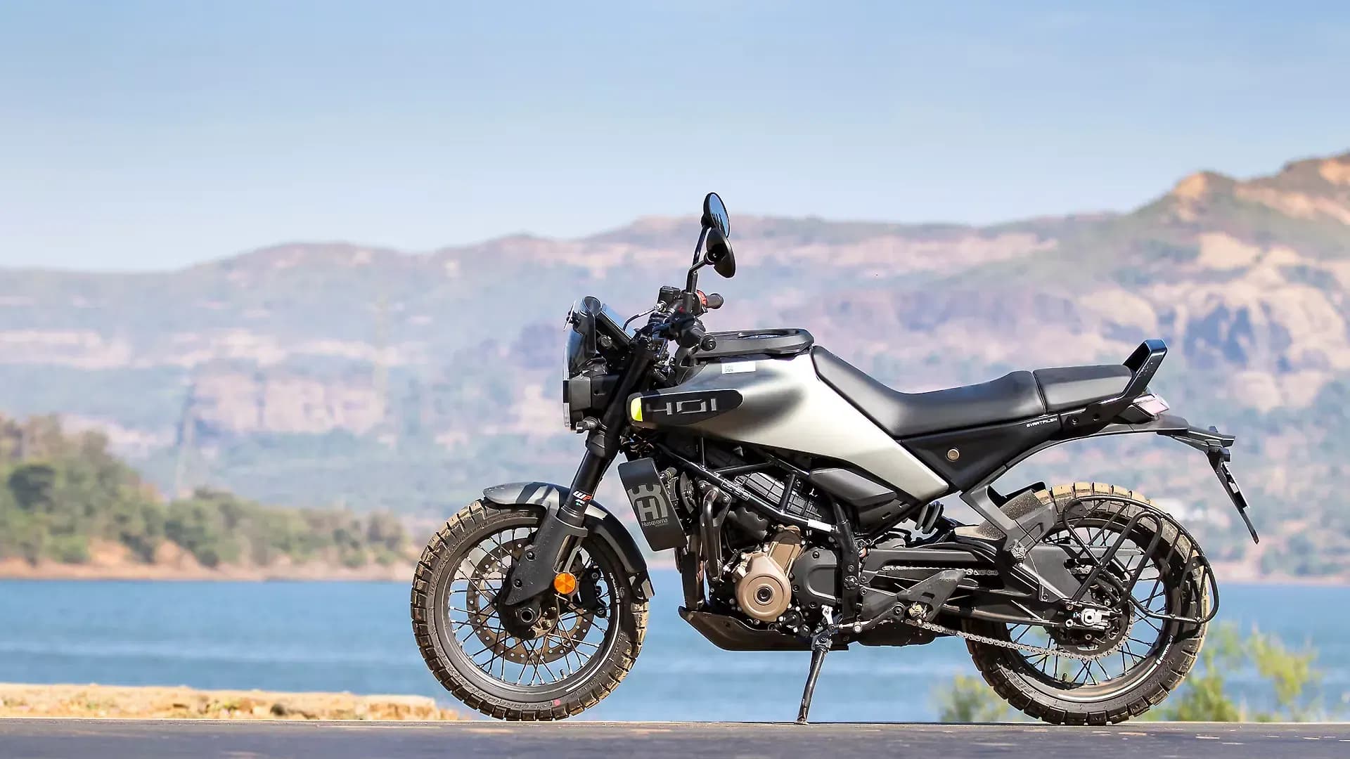 Husqvarna Vitpilen 401 Left Side View