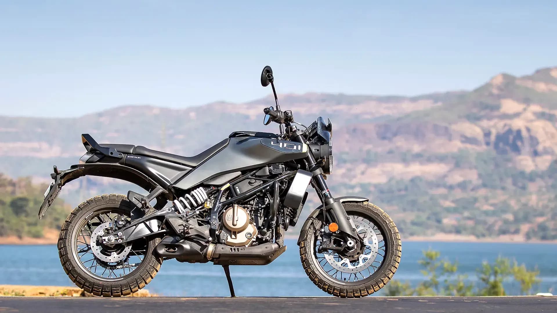 Husqvarna Vitpilen 401 Right Side View