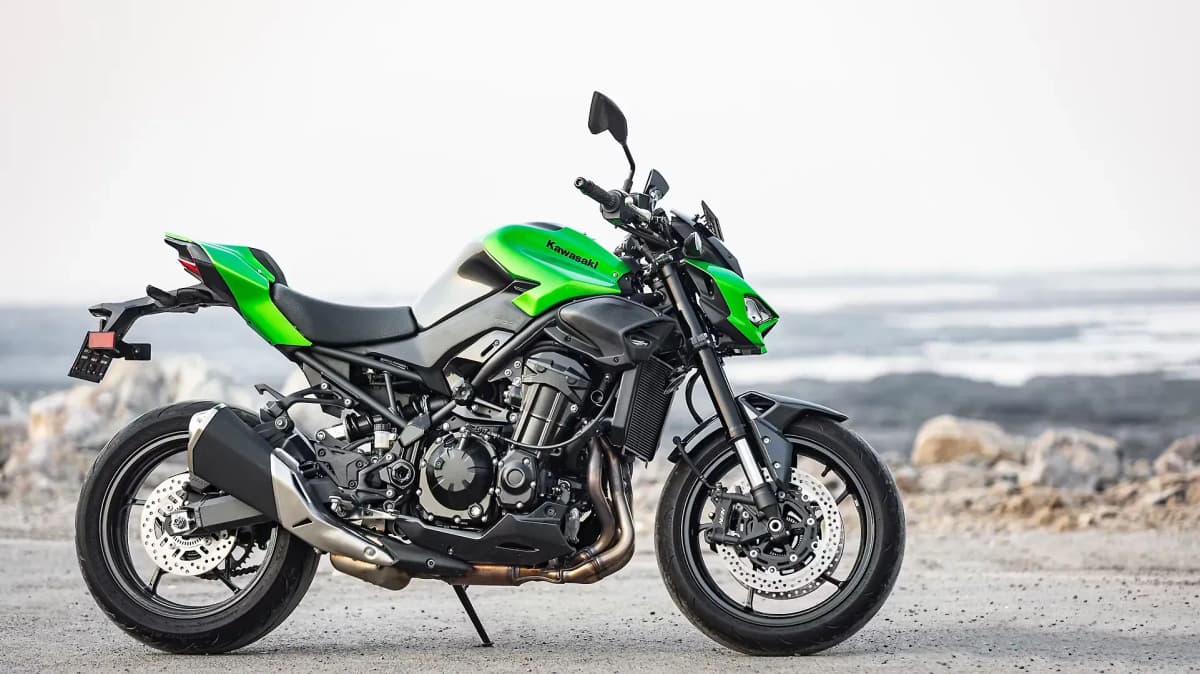 Z900