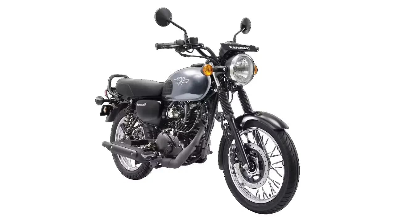 Kawasaki W175 Right Front Three Quarter