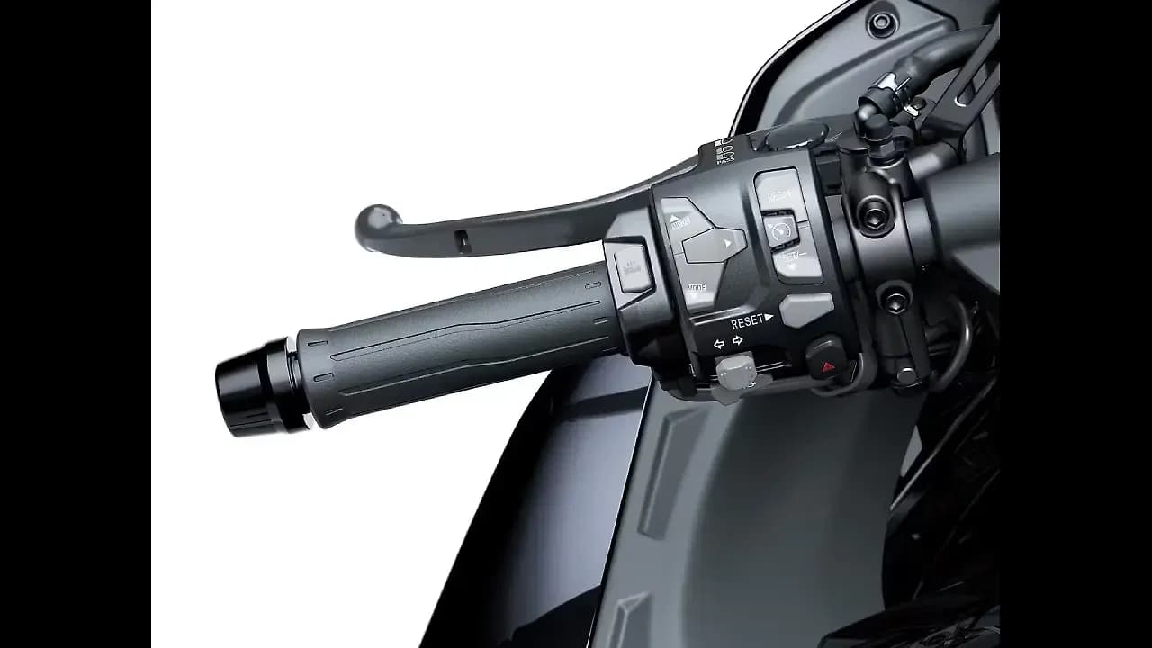 Kawasaki Ninja H2 SX SE Cruise-Control System