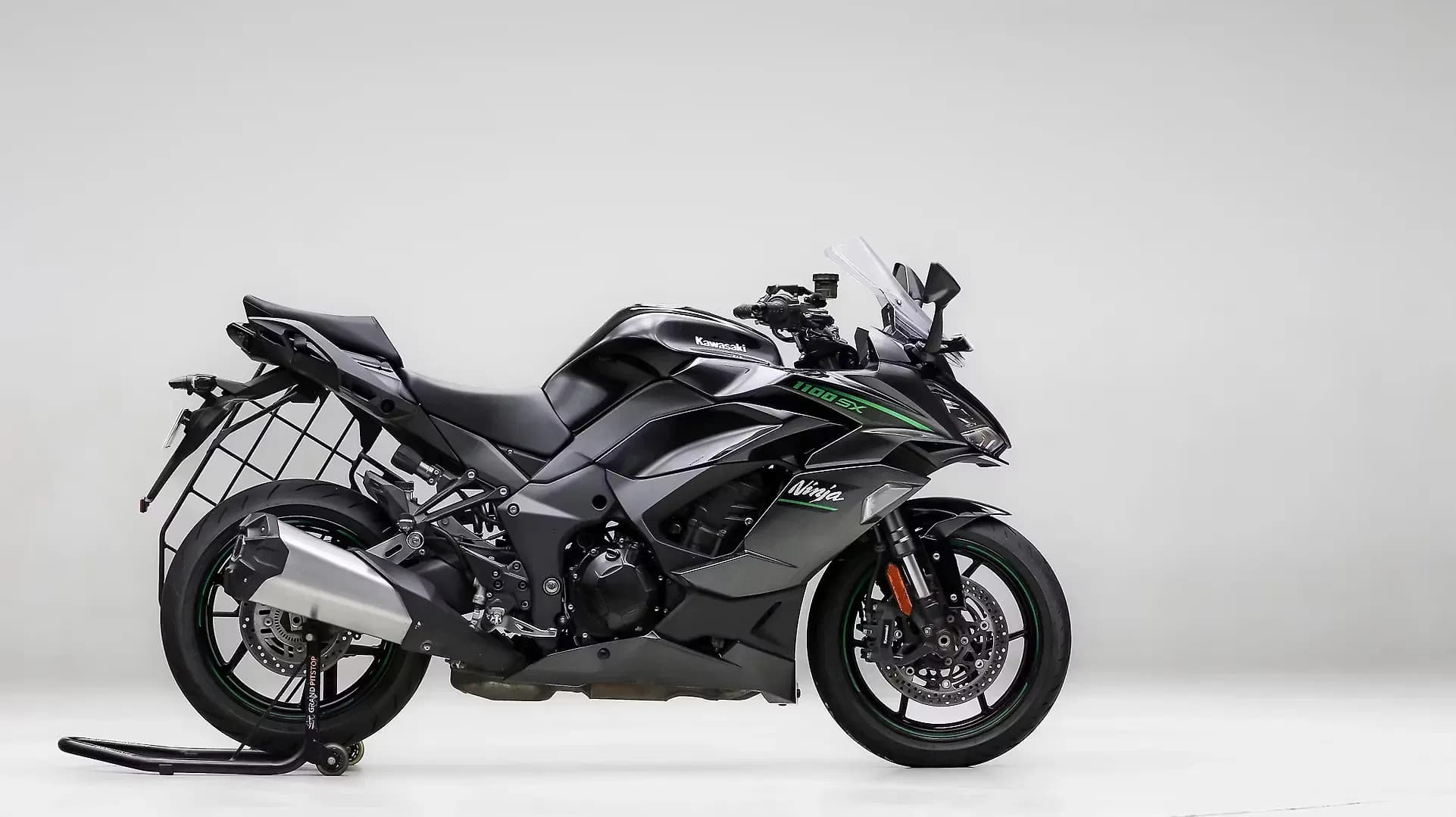 Kawasaki Ninja 1100SX [2025] Right Side View