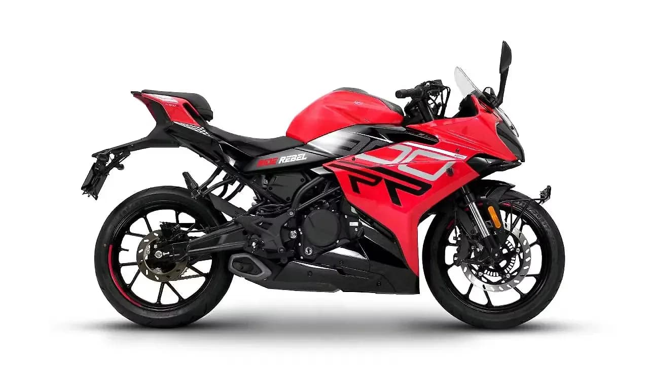 Keeway RR300 in Red