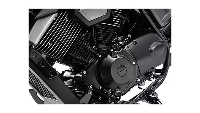 Keeway K-Light 250V Engine From Right