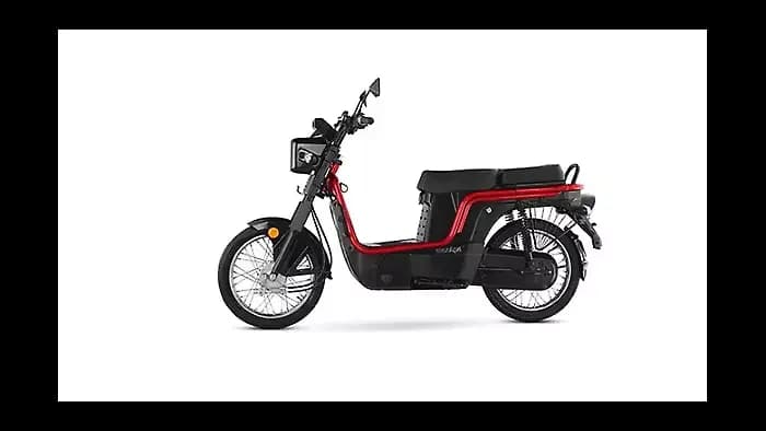 Kinetic Green E-Luna Left Side View