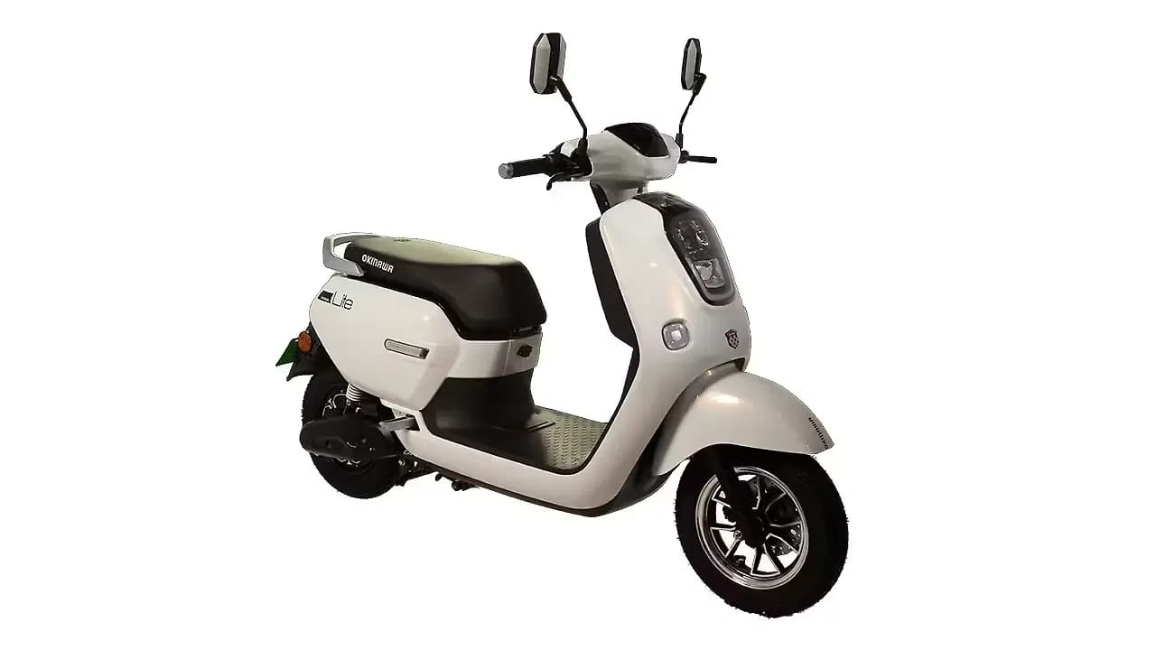 Okinawa Lite Front Three-Quarter
