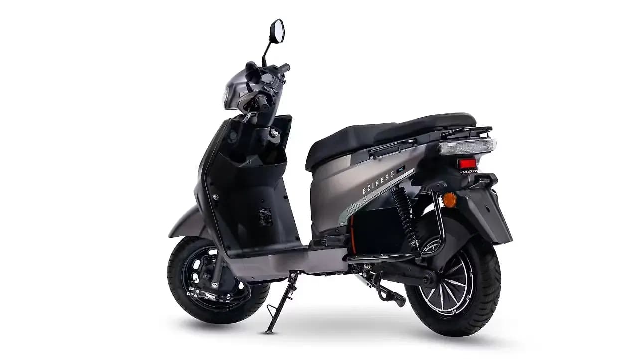 Quantum Energy Bziness Left Rear Three Quarter