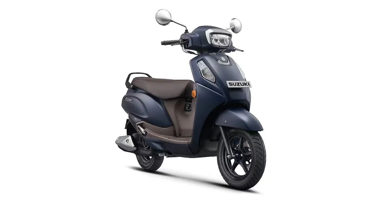 Suzuki Access 125 [2025] Right Front Three Quarter