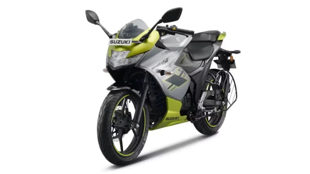 Suzuki Gixxer SF Left Front Three Quarter