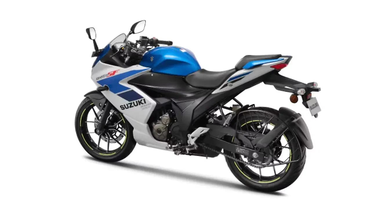 Suzuki Gixxer SF 250 Left Rear Three Quarter