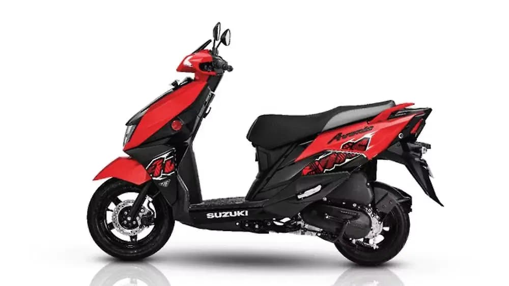 Suzuki Avenis 125 Left Side View