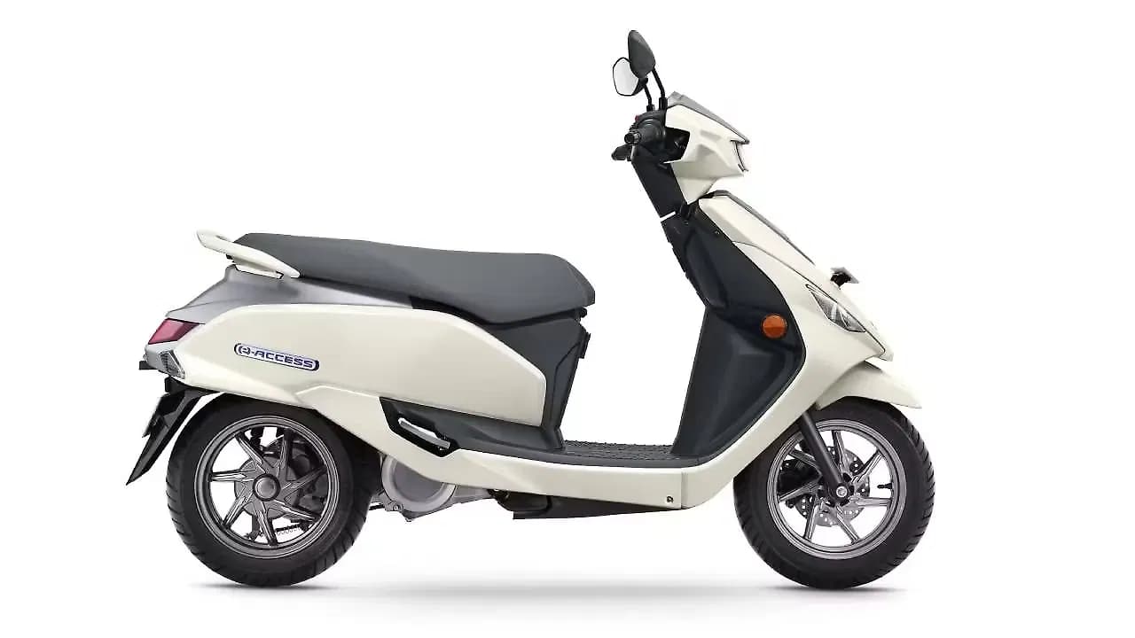 Suzuki E Access Right Side View