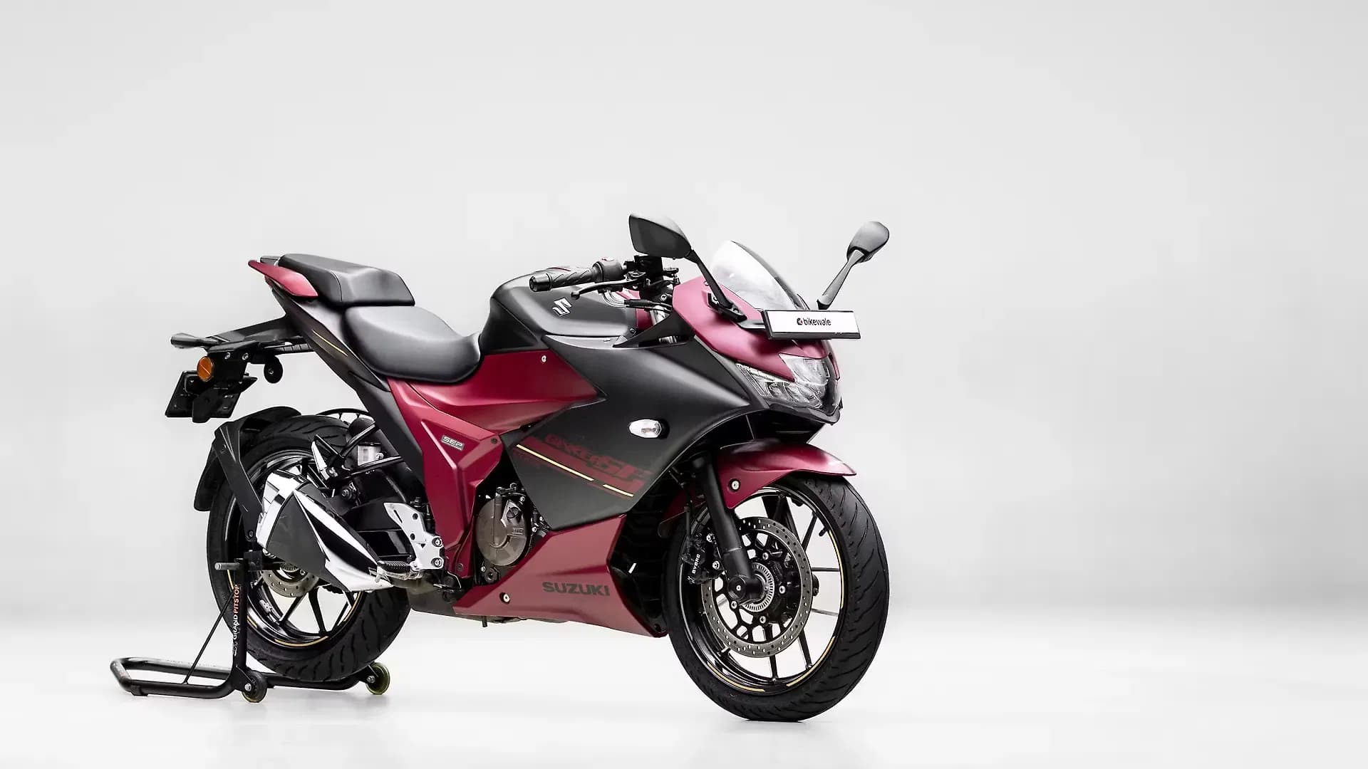 Suzuki Gixxer SF 250 Flex Fuel Right Front Three Quarter
