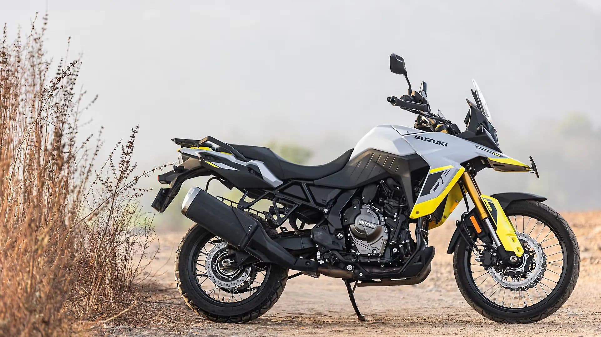 Suzuki V-Strom 800 DE Right Side View
