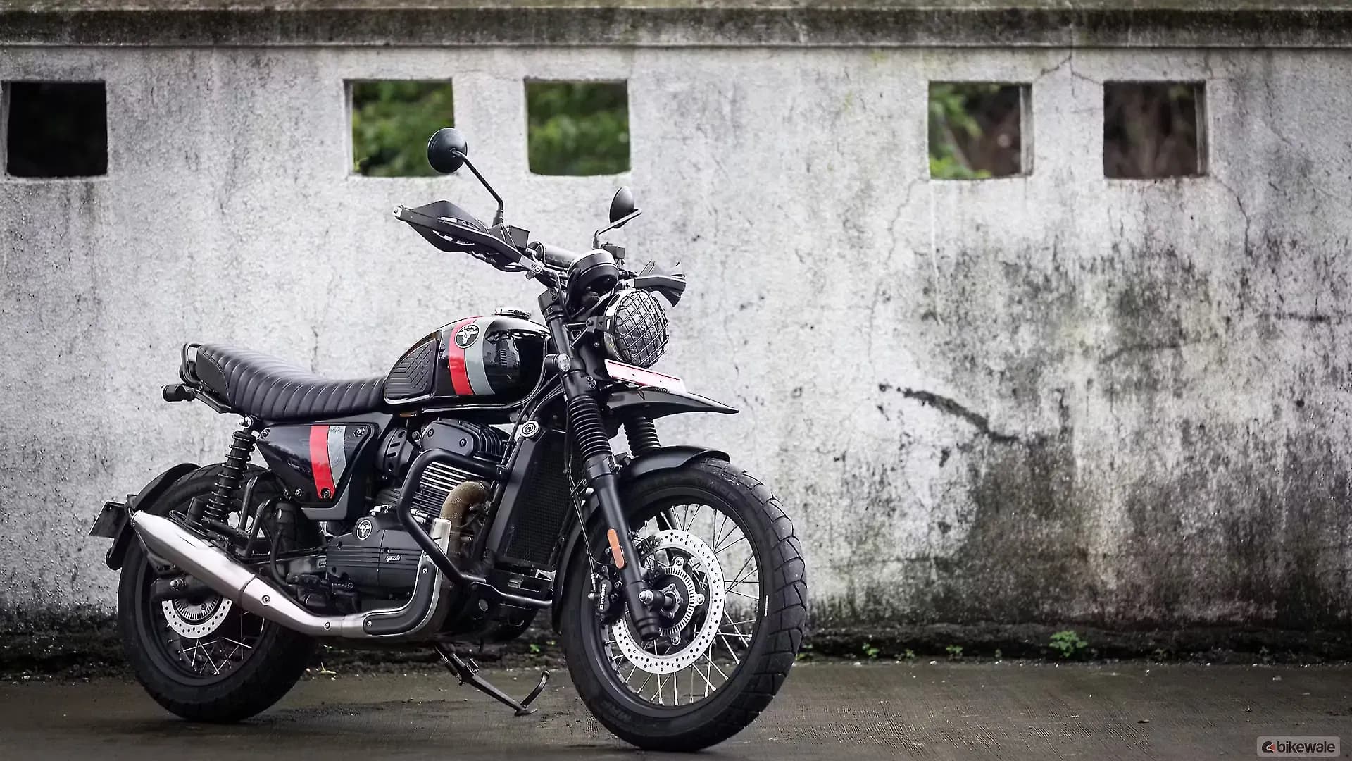 Yezdi Scrambler [2025] Right Side View