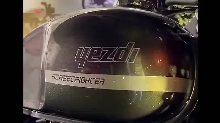 Yezdi Streetfighter Fuel Tank