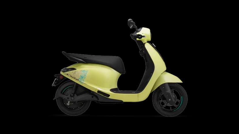 Bajaj Chetak C25 in Misty Yellow