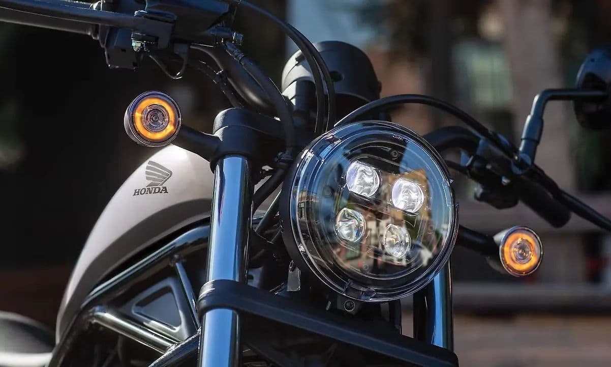 Honda Rebel 500 Right Side View