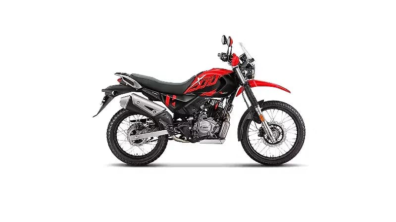 Hero Xpulse 200 4V in Sports Red