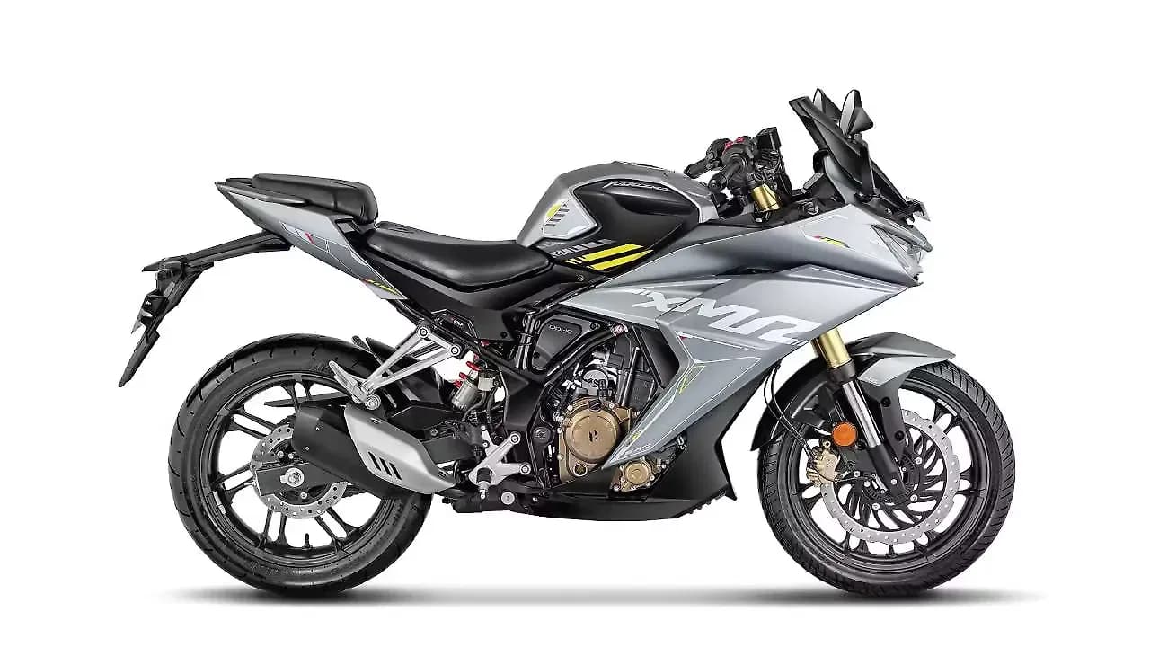 Hero Karizma XMR in Combat Edition