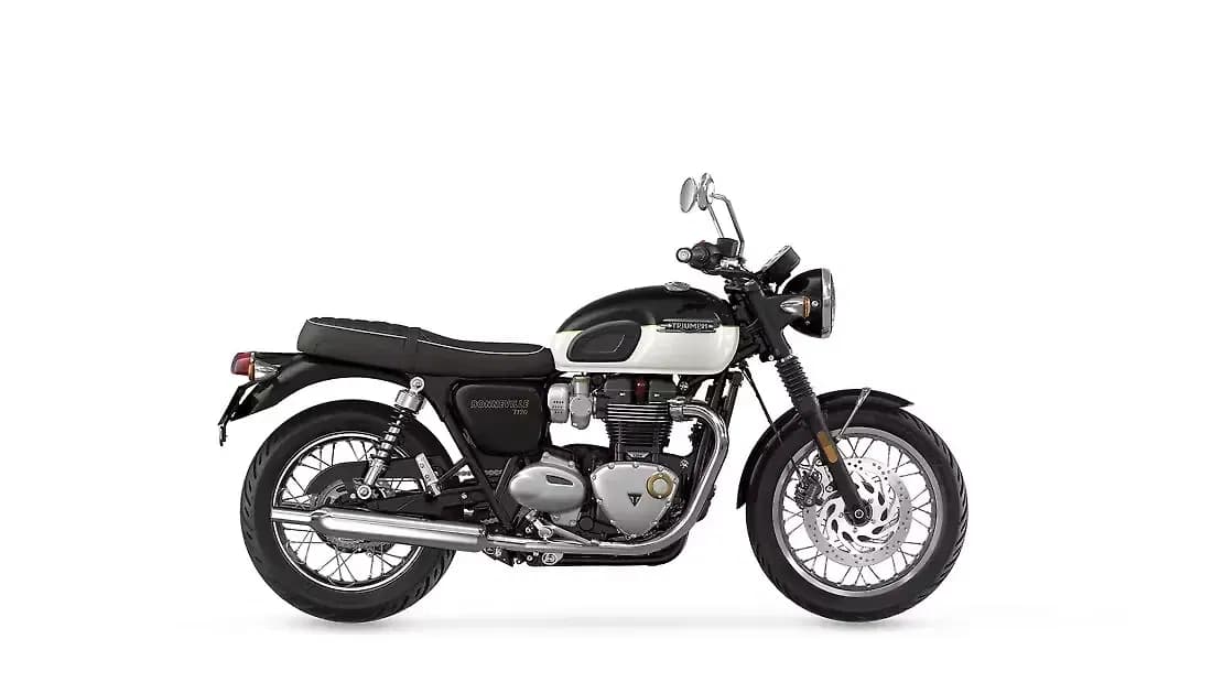Triumph Bonneville T120 in Jet Black / Fusion White