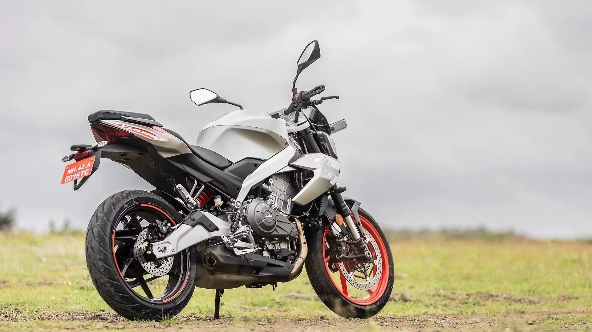 Aprilia Tuono 457 Right Rear Three Quarter
