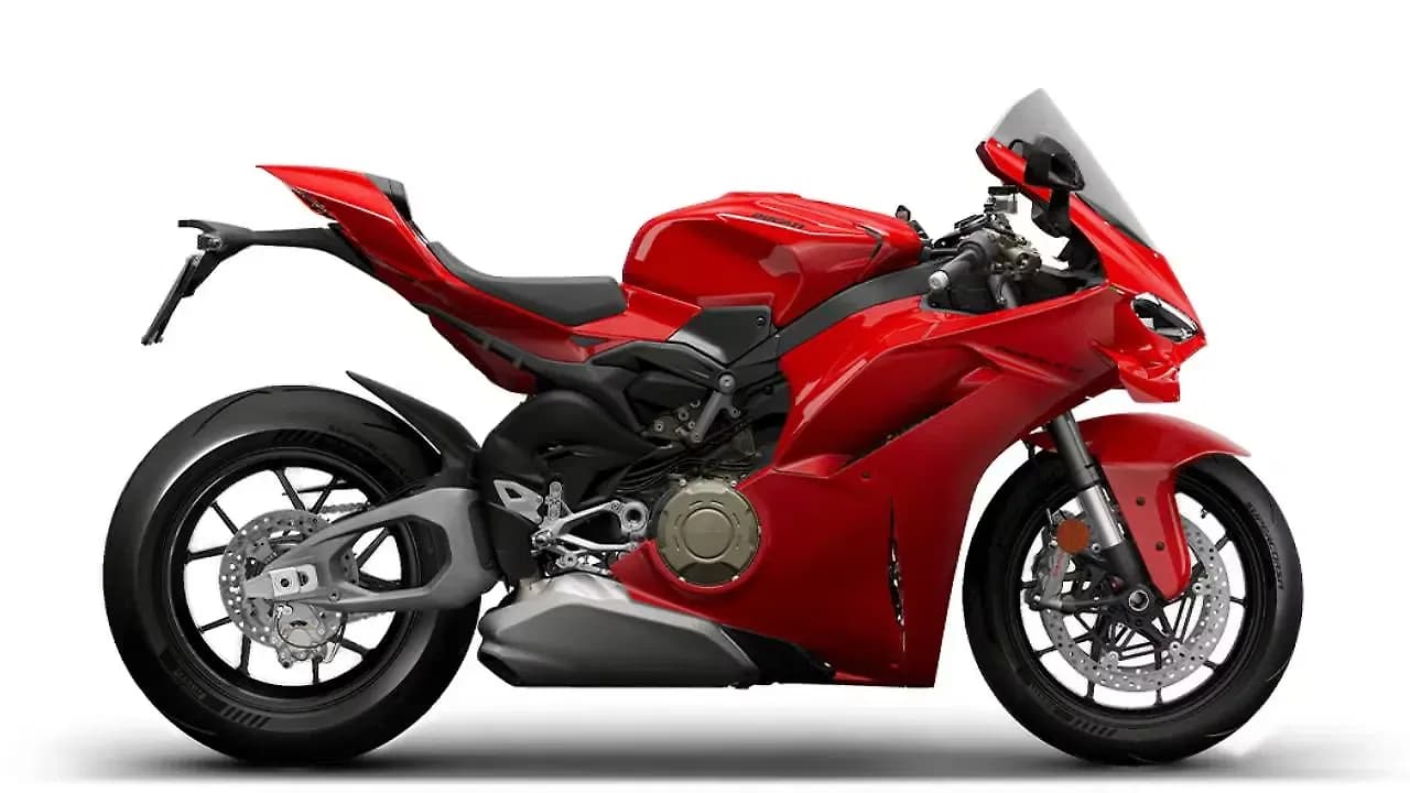 Ducati Panigale V4 in Ducati Red