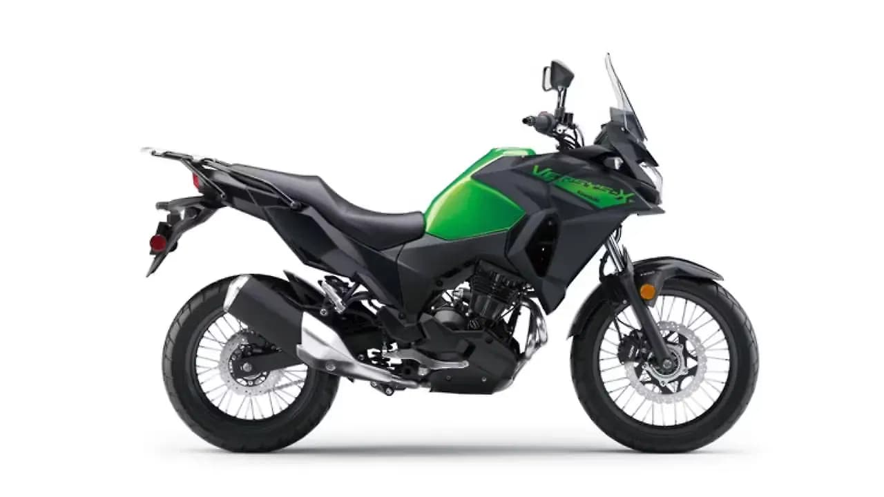 Kawasaki Versys-X 300 in Candy Lime Green / Metallic Flat Spark Black