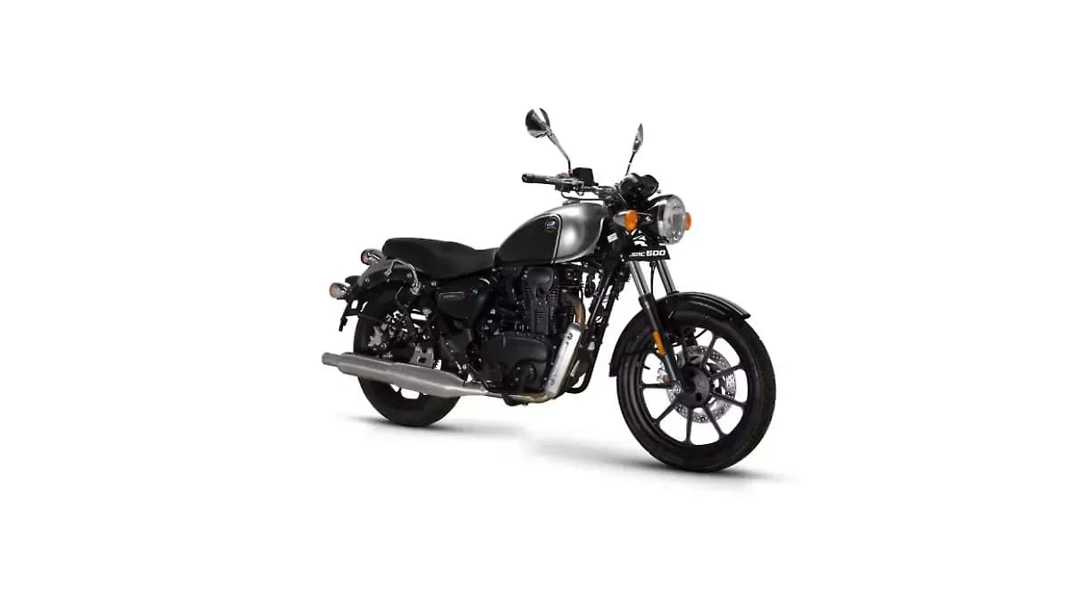 QJ Motor SRC 500 in Silver Black