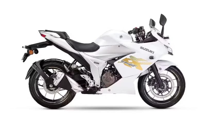 Suzuki Gixxer SF 250 in Pearl Glacier White/Metallic Mat Platinum Silver